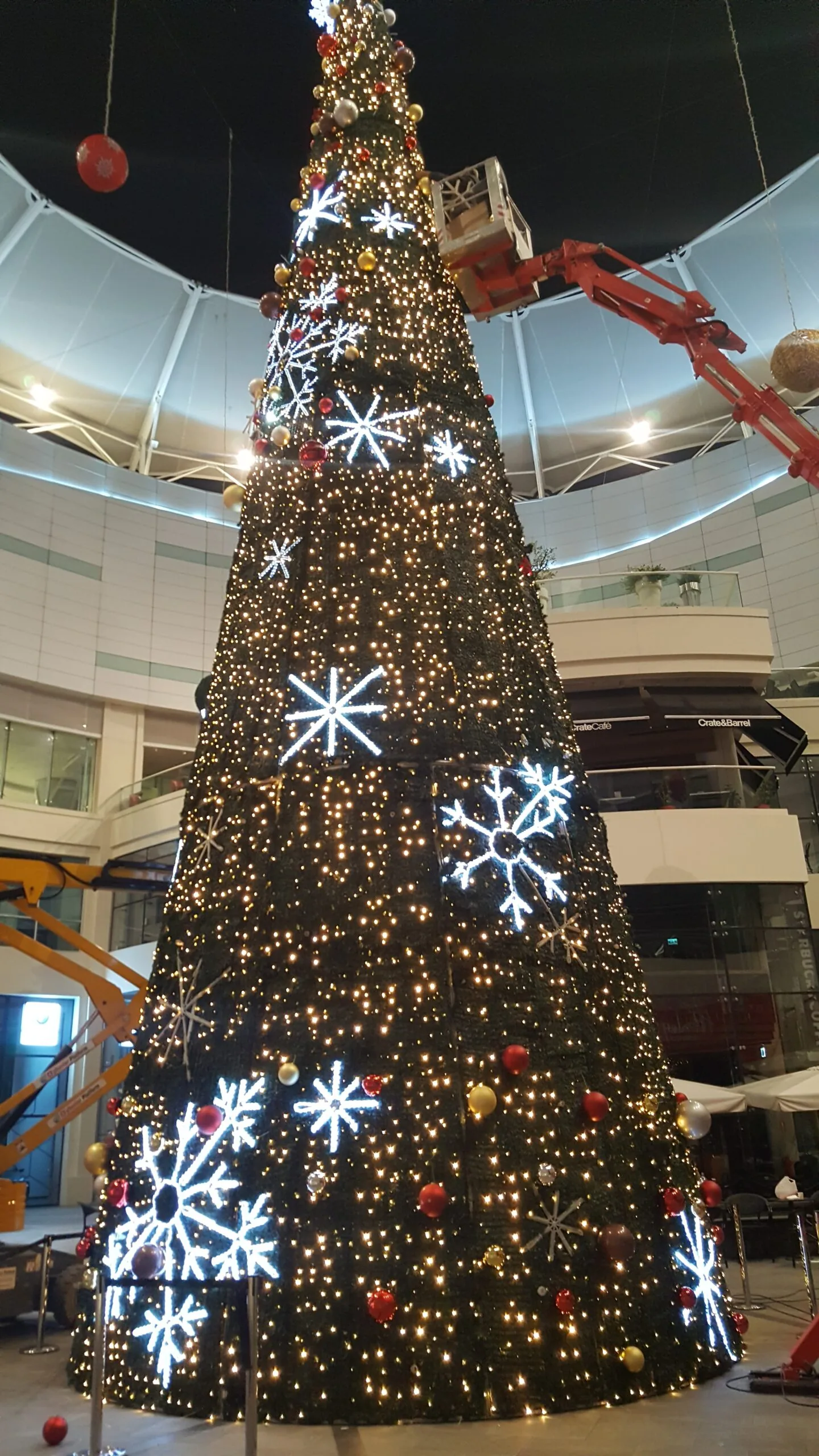 Decorative street lighting